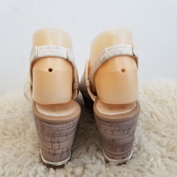 Donald J Pliner FENN Snake Skin Strappy Wedge 7.5M - Picture 7 of 12